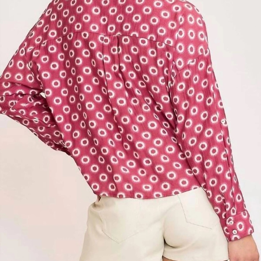 NWT- umgee V-Neck Twist Wrap Printed Blouse In Magenta - Picture 2 of 2